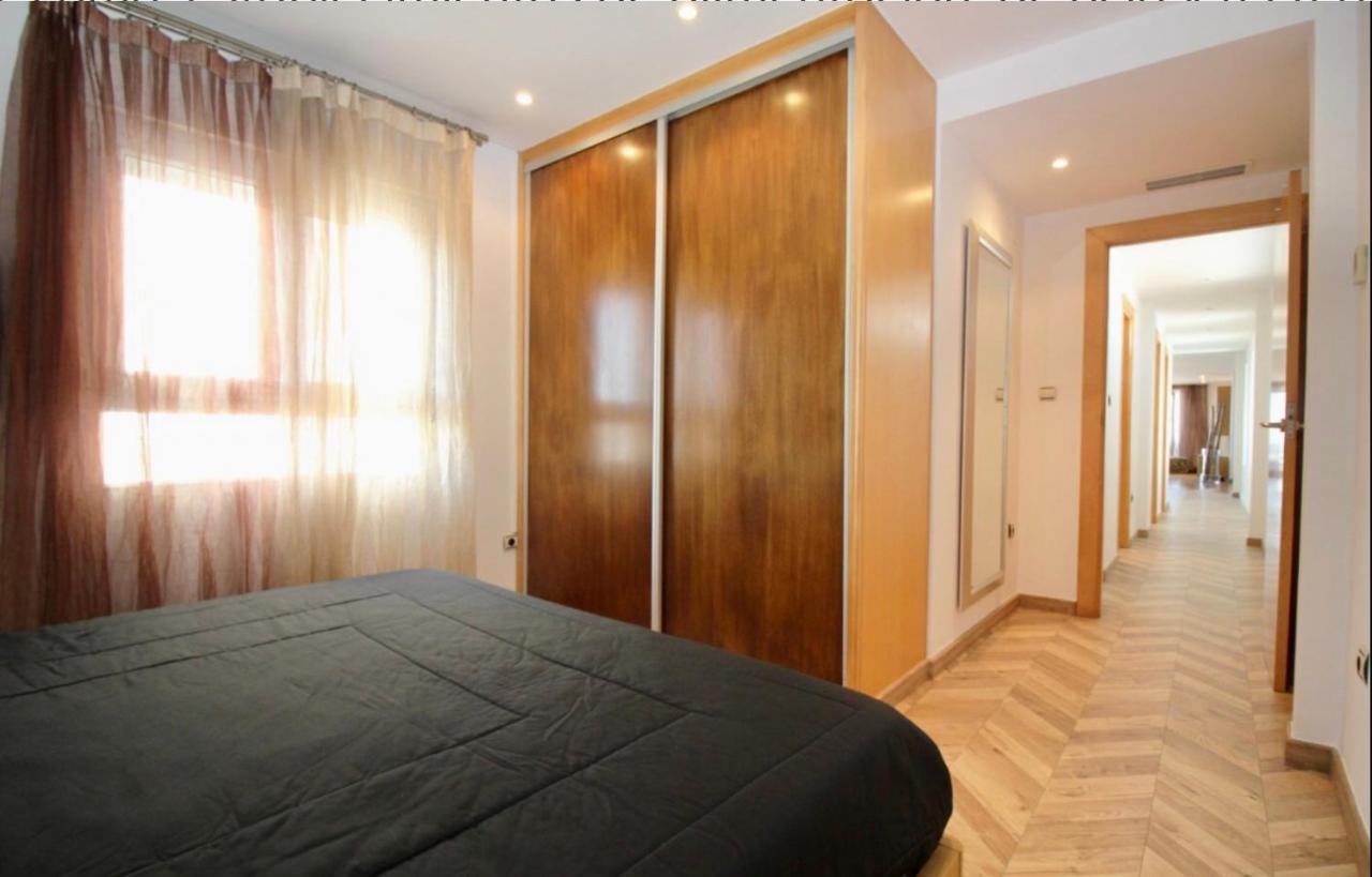 Lujoso Apartamento En 1ª Linea Recien Reformado Санта Пола Экстерьер фото